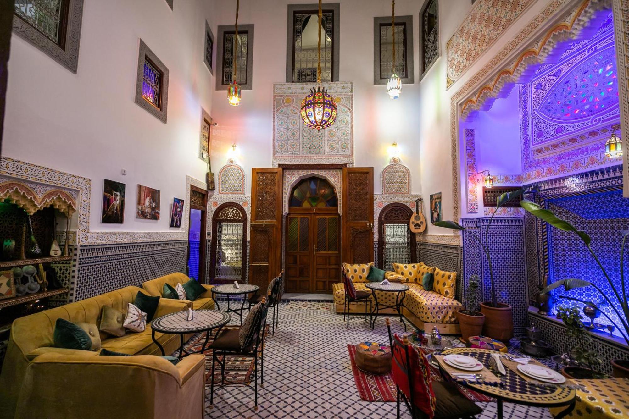 Riad Tarab Fez Esterno foto