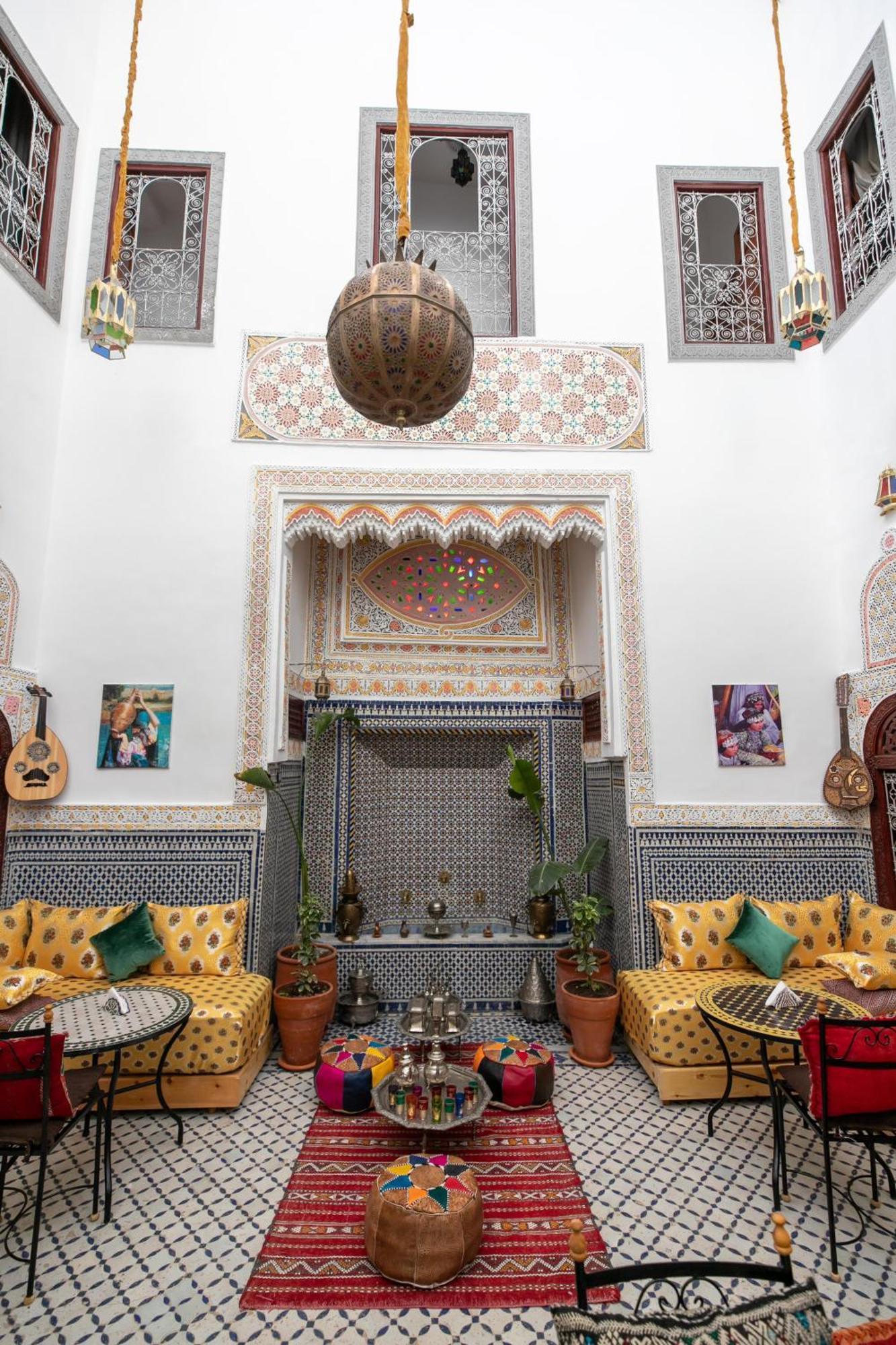 Riad Tarab Fez Esterno foto