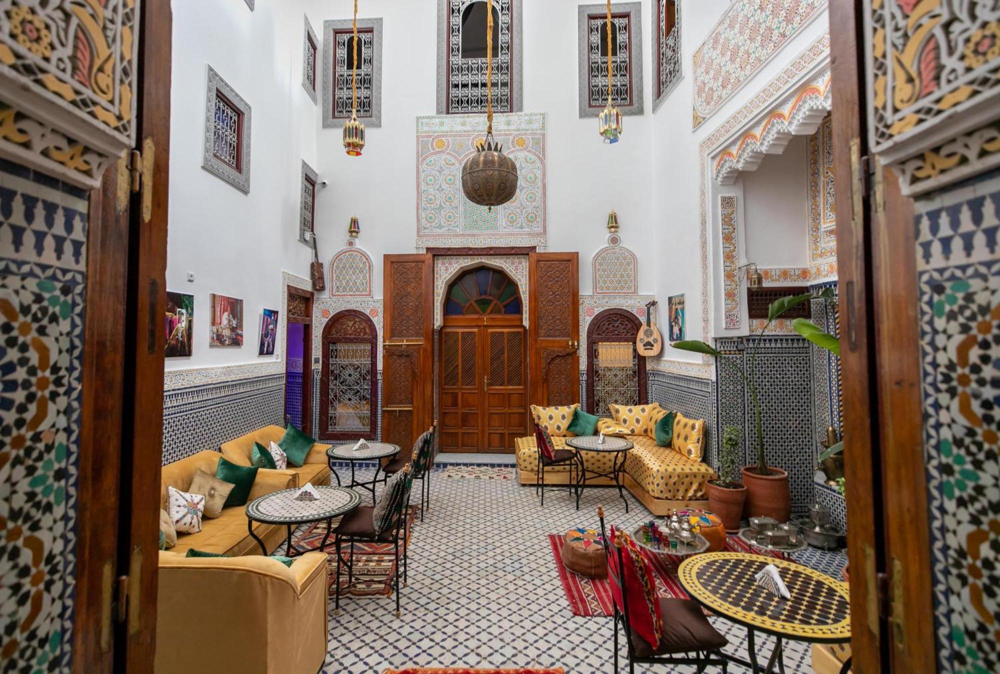Riad Tarab Fez Esterno foto
