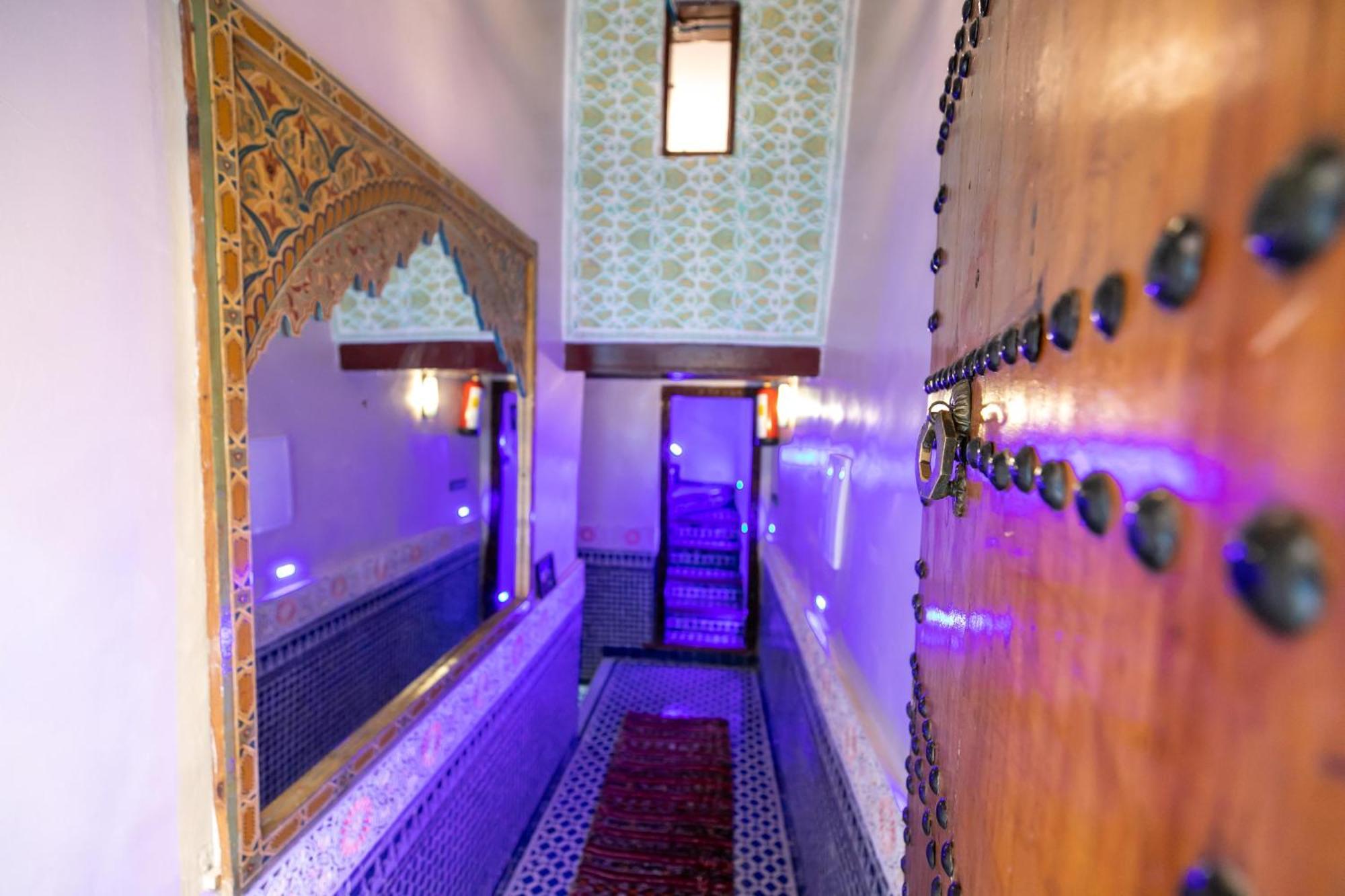 Riad Tarab Fez Esterno foto